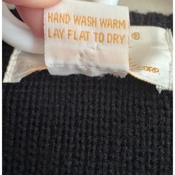 Vintage Tally-Ho Black Holly Embroidered Christmas Cardigan Sweater Women's XL - Picture 8 of 13